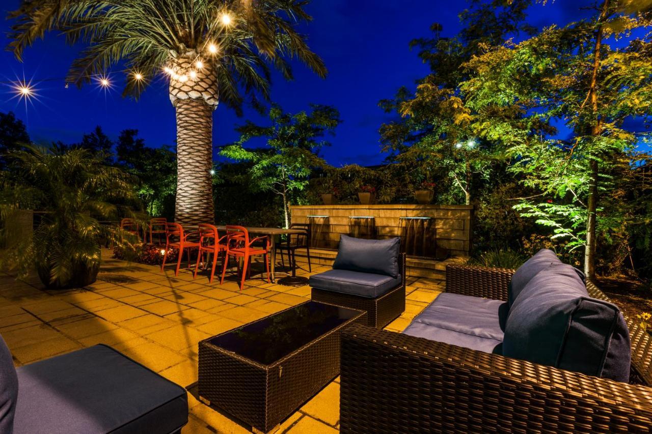 Imperia Hotel Et Suites Terrebonne Εξωτερικό φωτογραφία