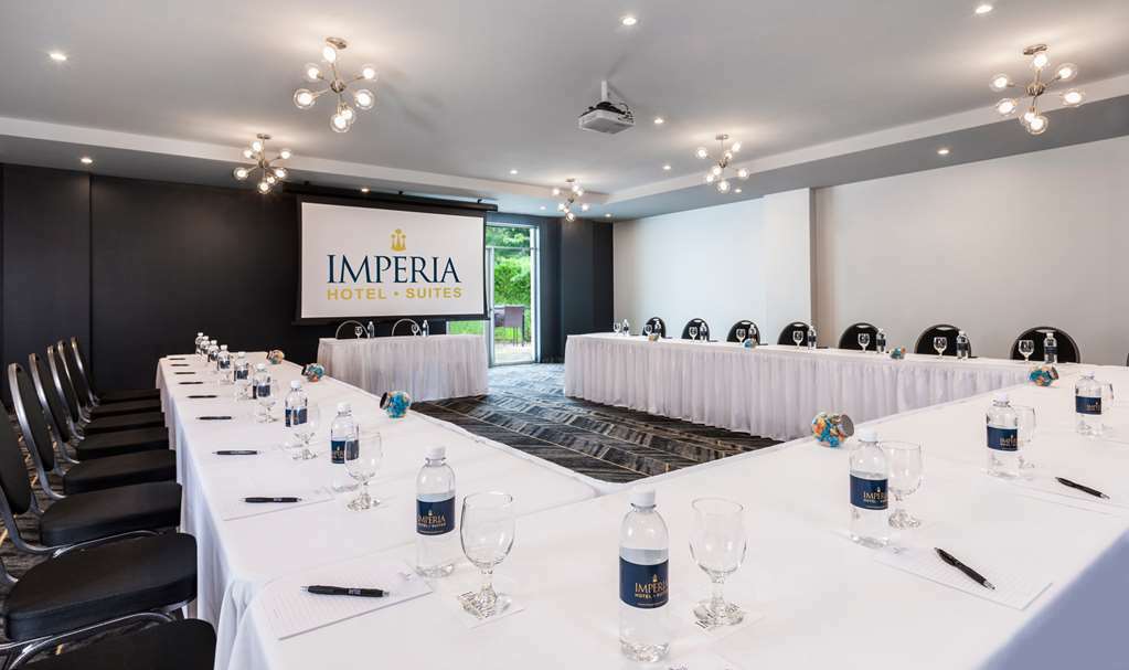 Imperia Hotel Et Suites Terrebonne Ανέσεις φωτογραφία