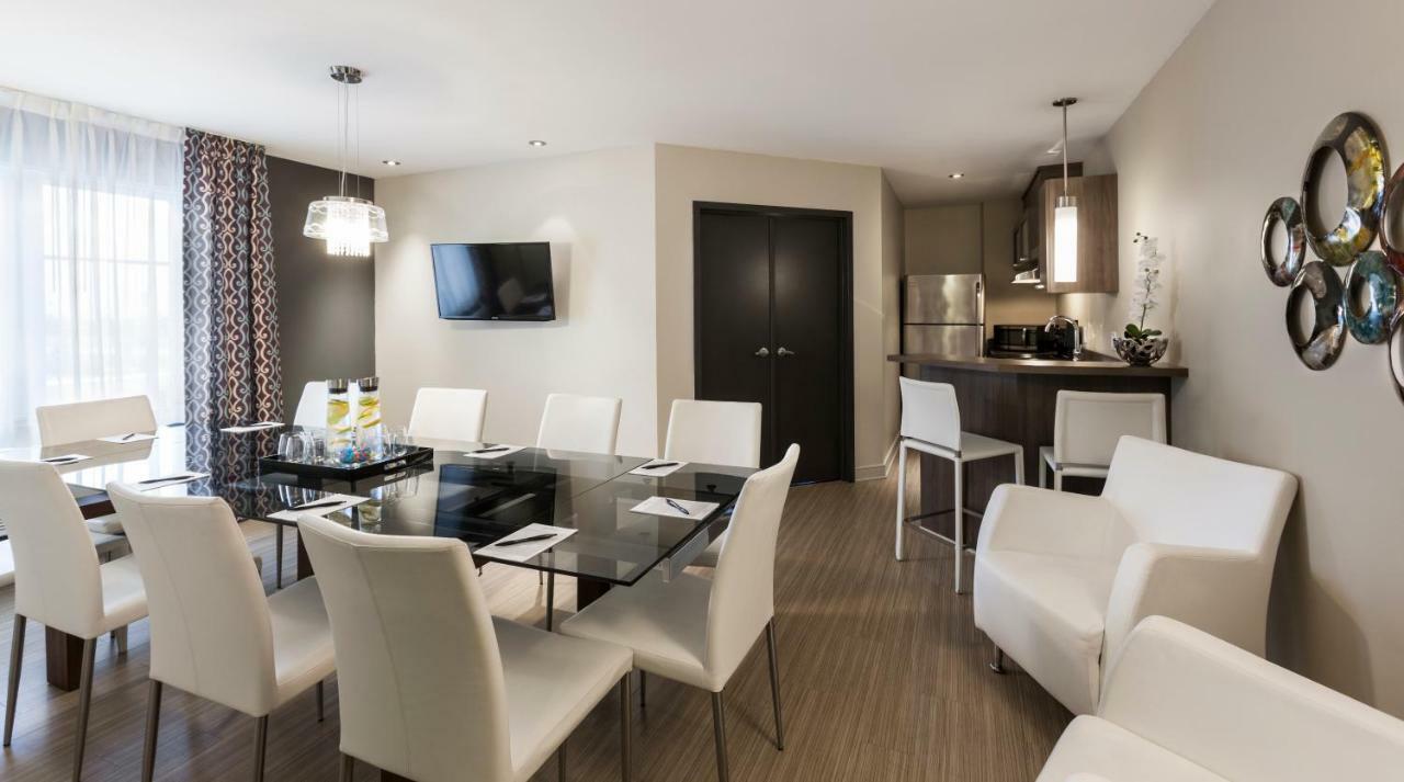 Imperia Hotel Et Suites Terrebonne Εξωτερικό φωτογραφία